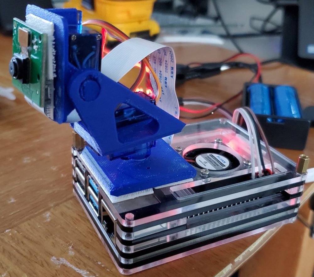 Pi Camera: 3D Printing a Pan / Tilt Arm | Honlsoft